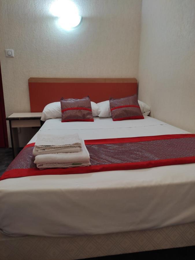 Hotel Aux Armes De Belgique Lourdes Exterior photo